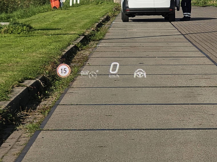 Vehicle Image 15