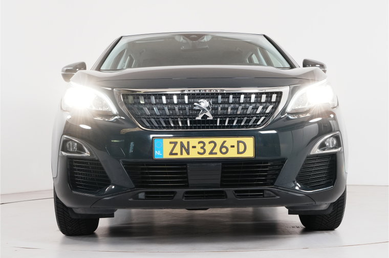 Vehicle Image 38