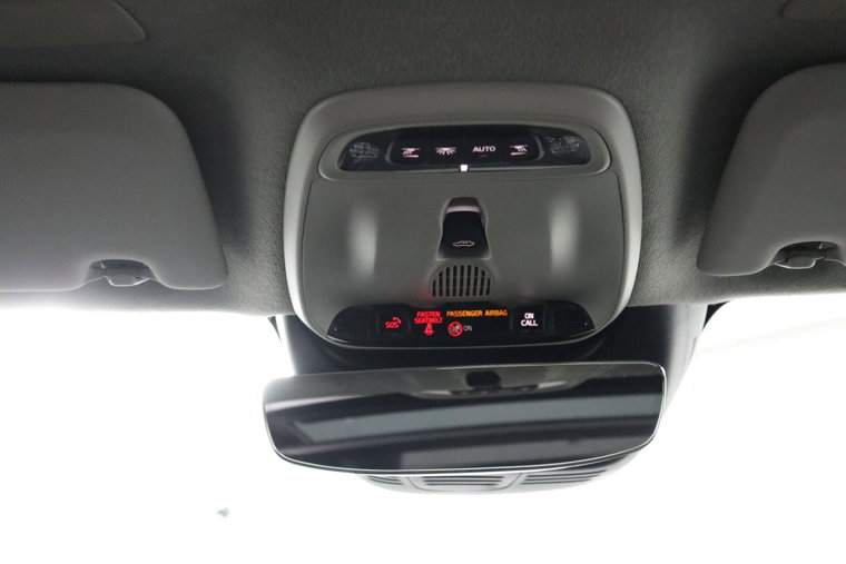 Vehicle Image 39