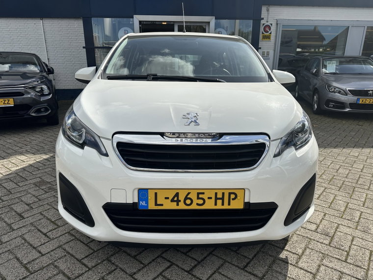 Vehicle Image 14