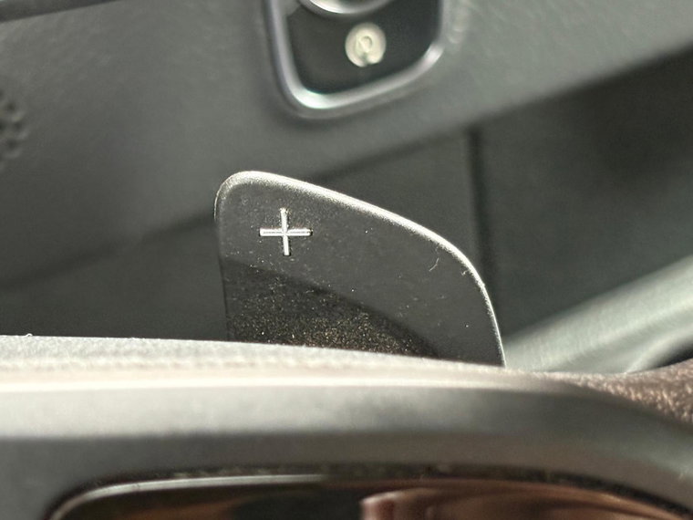 Vehicle Image 26