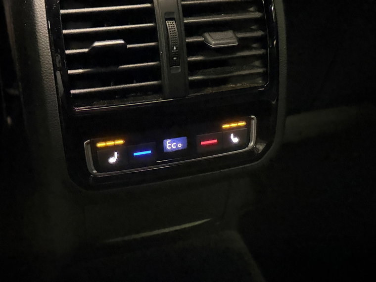 Vehicle Image 27