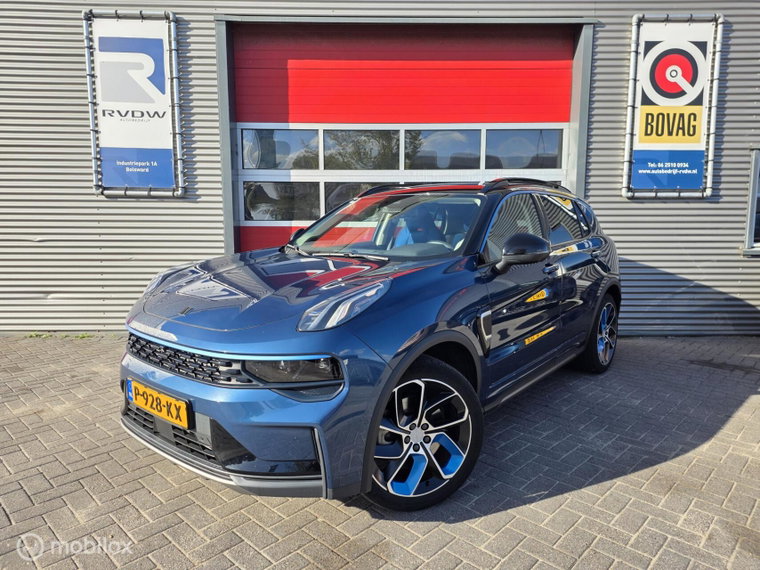 Vehicle Image 9