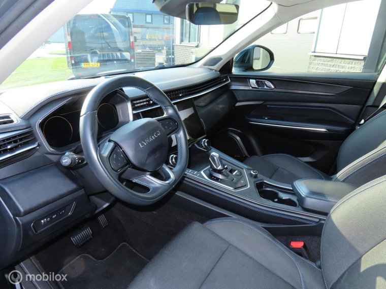 Vehicle Image 13
