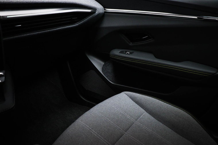 Vehicle Image 36