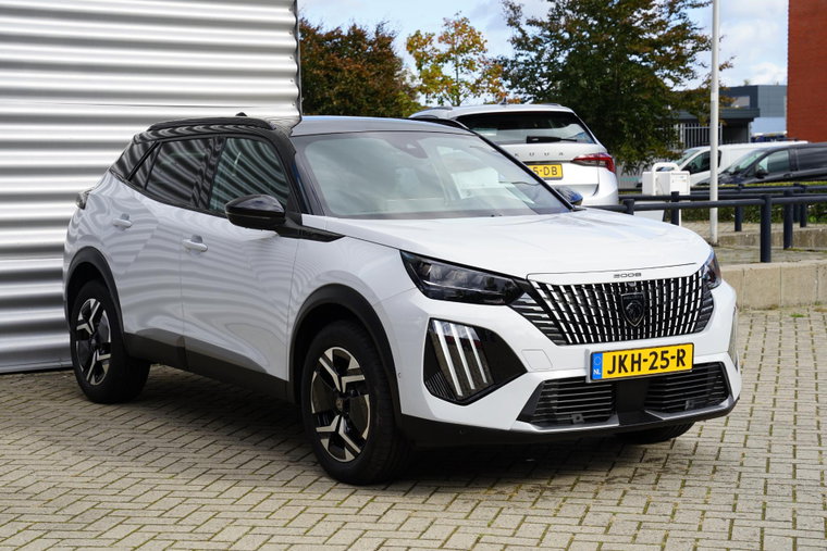 Vehicle Image 17