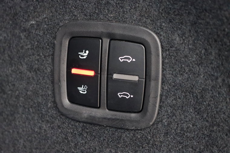 Vehicle Image 24