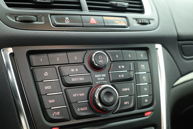 Vehicle Image 23