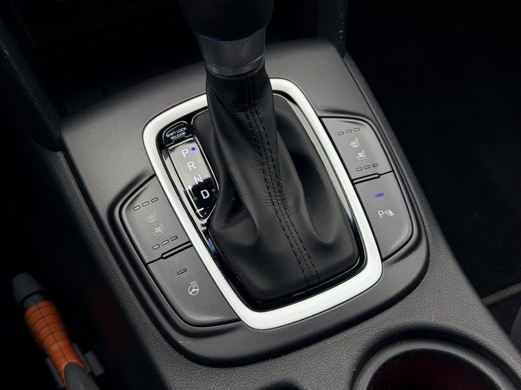 Vehicle Image 23