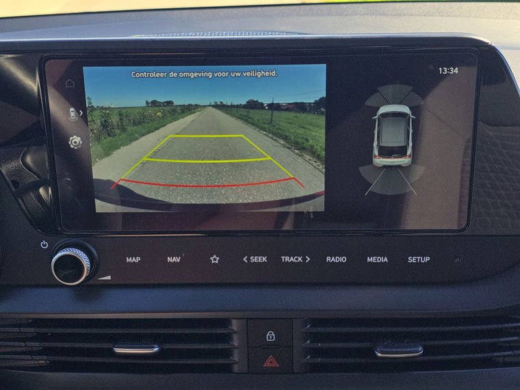 Vehicle Image 24