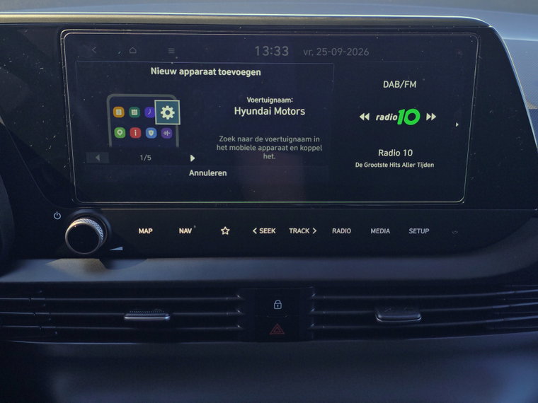 Vehicle Image 38