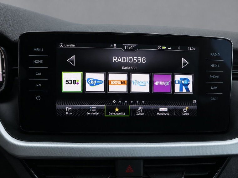 Vehicle Image 21
