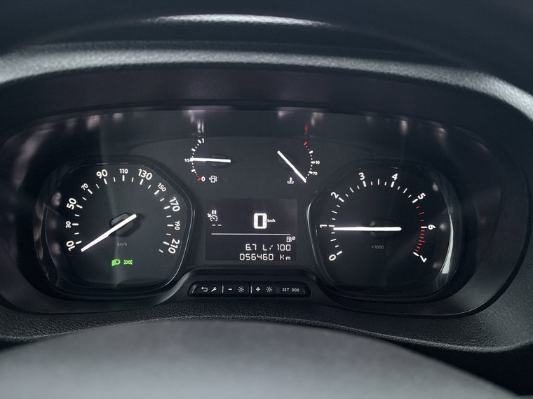 Vehicle Image 37