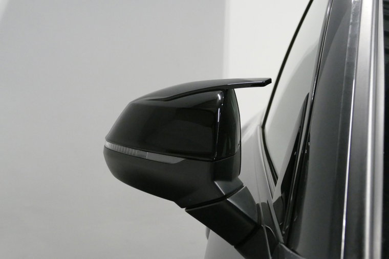 Vehicle Image 39