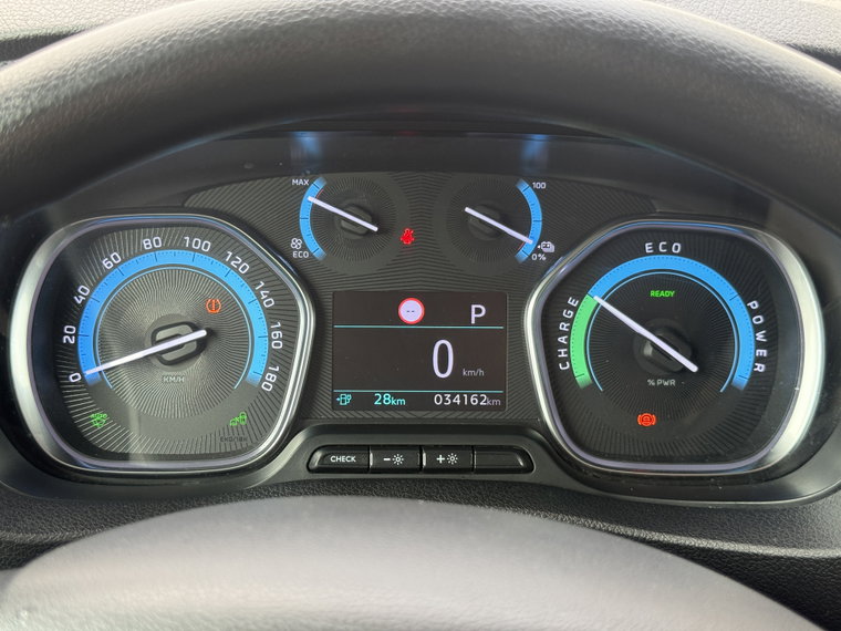 Vehicle Image 33