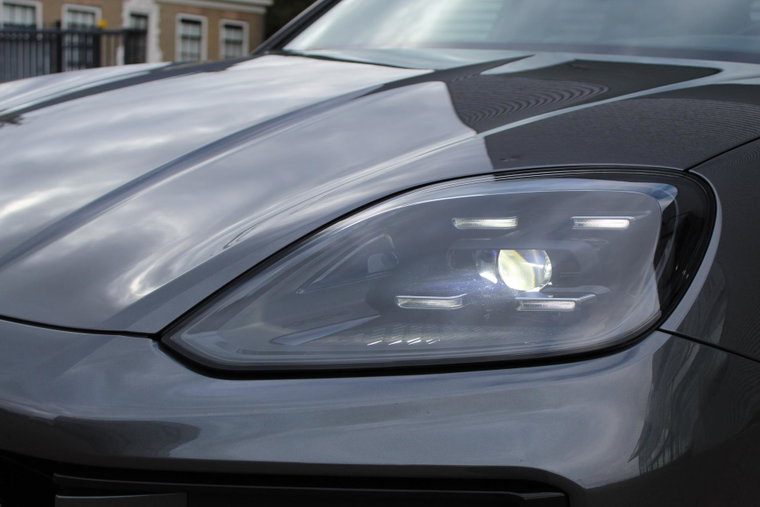 Vehicle Image 11