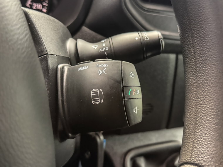Vehicle Image 50