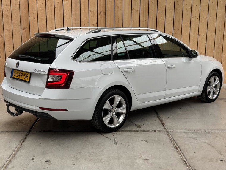 Vehicle Image 40