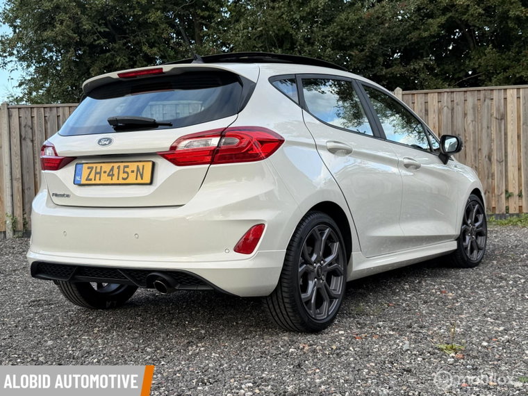 Vehicle Image 32