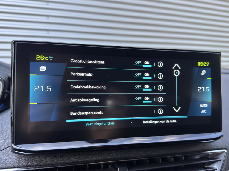 Vehicle Image 35