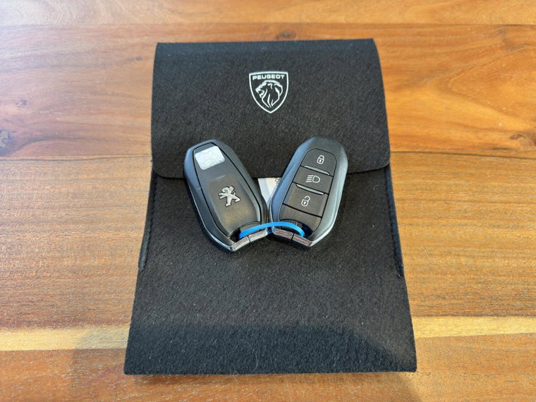 Vehicle Image 40