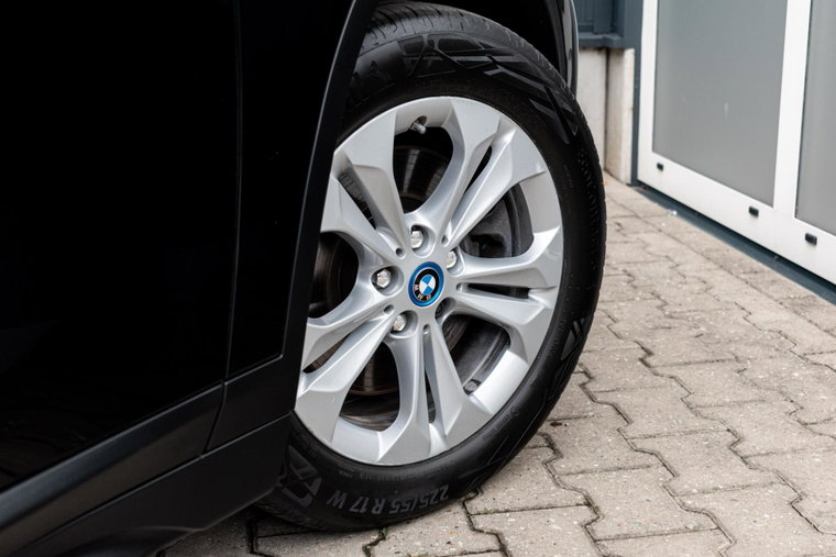 Vehicle Image 40