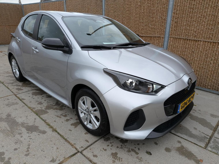 Vehicle Image 3