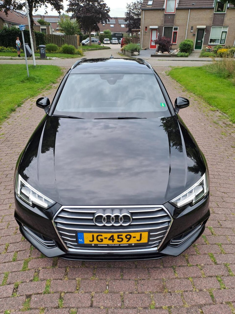Vehicle Image 15