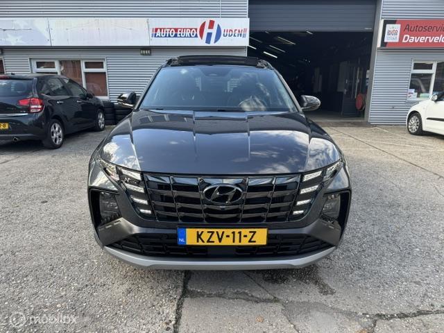 Vehicle Image 32