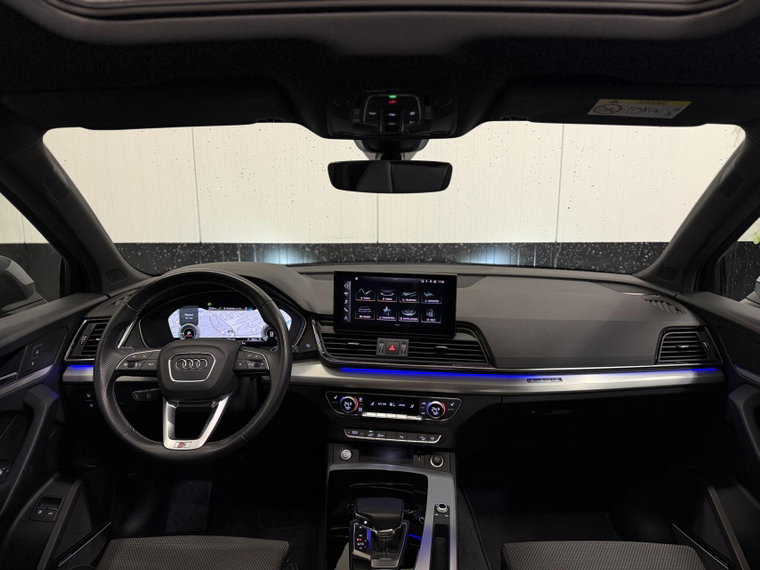 Vehicle Image 30