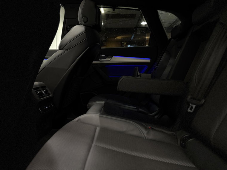 Vehicle Image 51