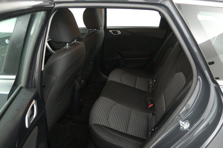 Vehicle Image 24