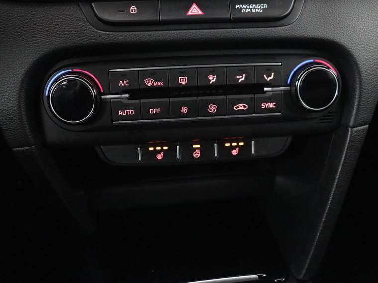 Vehicle Image 29