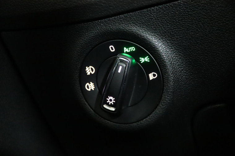Vehicle Image 26