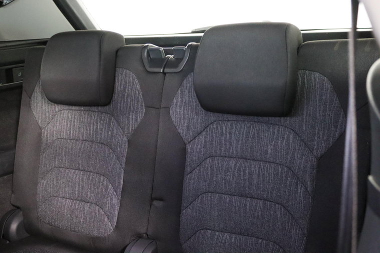 Vehicle Image 52
