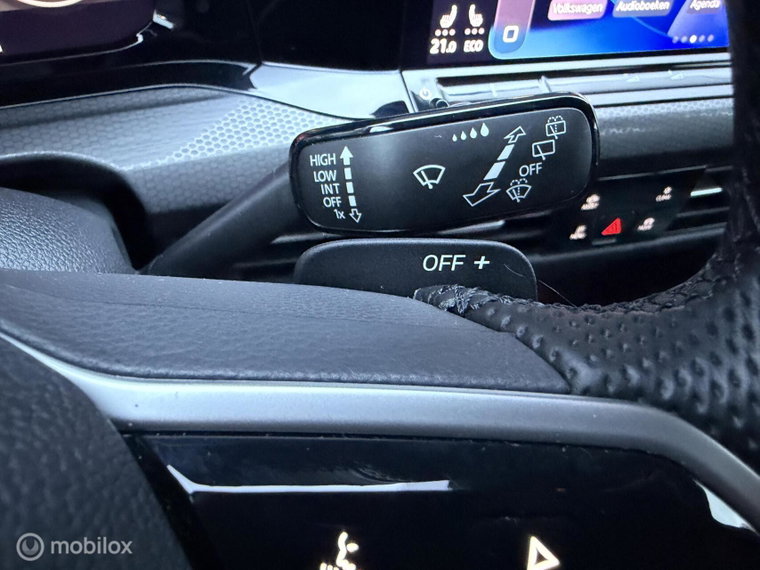 Vehicle Image 40