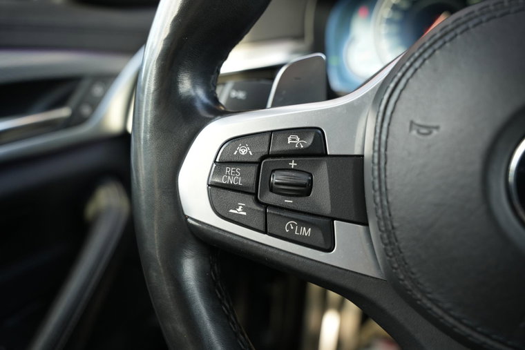 Vehicle Image 38