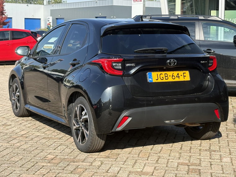 Vehicle Image 4