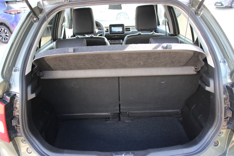 Vehicle Image 11
