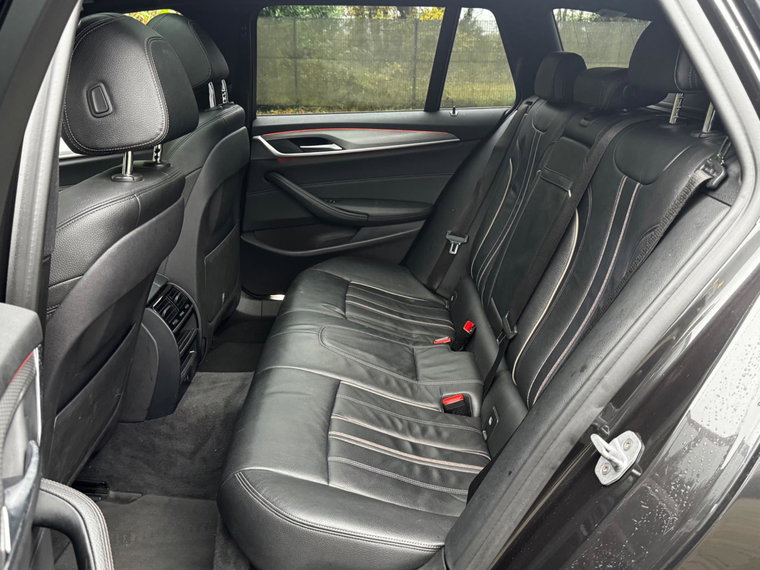 Vehicle Image 48