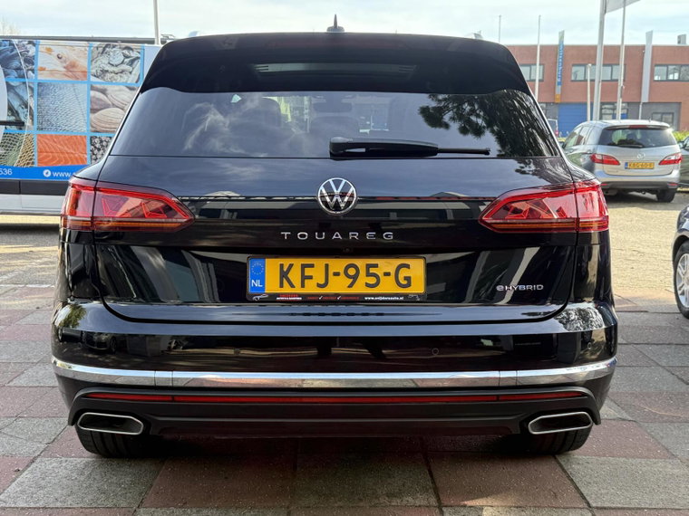 Vehicle Image 24