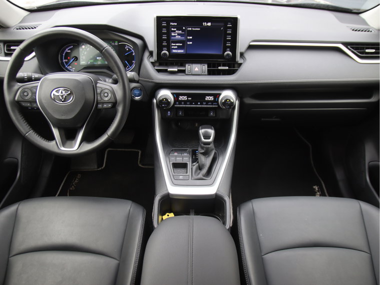 Vehicle Image 13