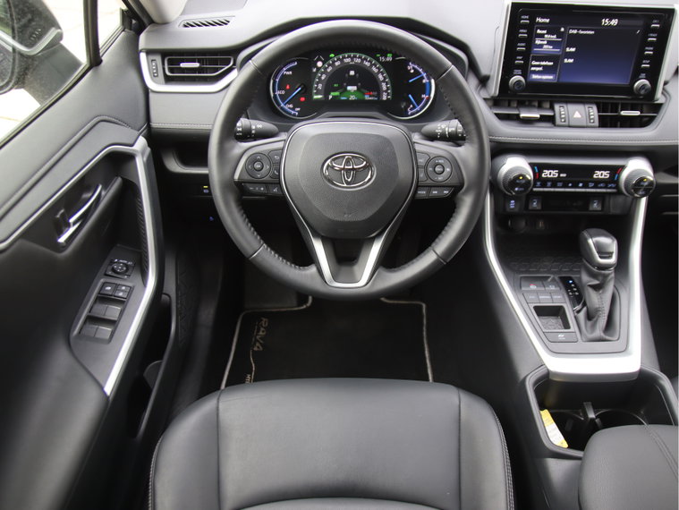 Vehicle Image 14