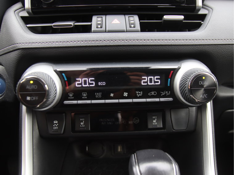 Vehicle Image 27