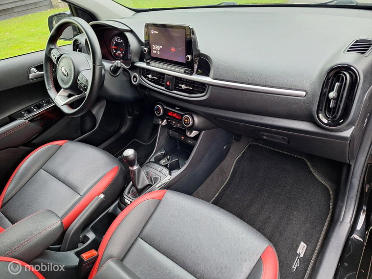 Vehicle Image 19