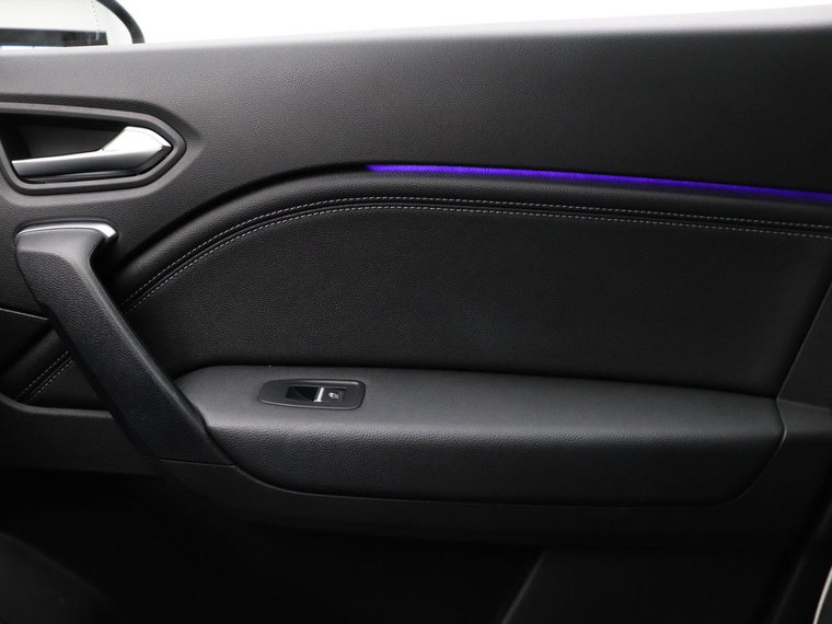 Vehicle Image 38