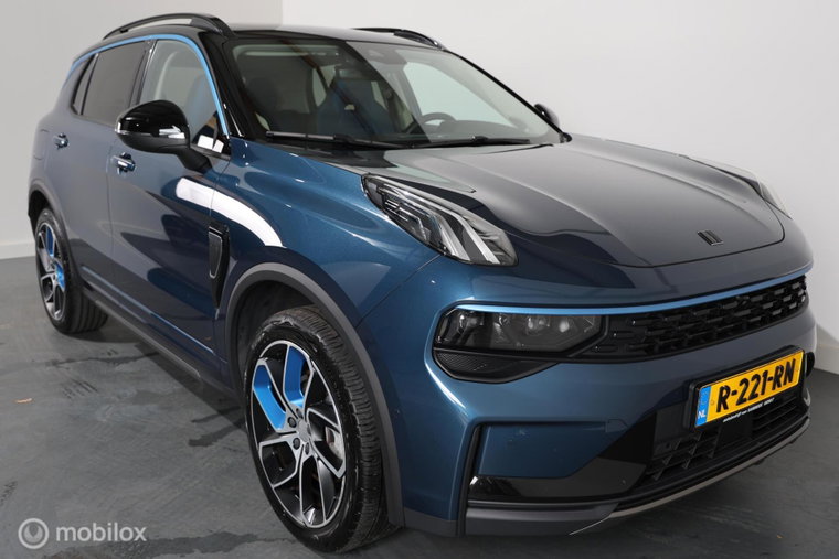 Vehicle Image 10
