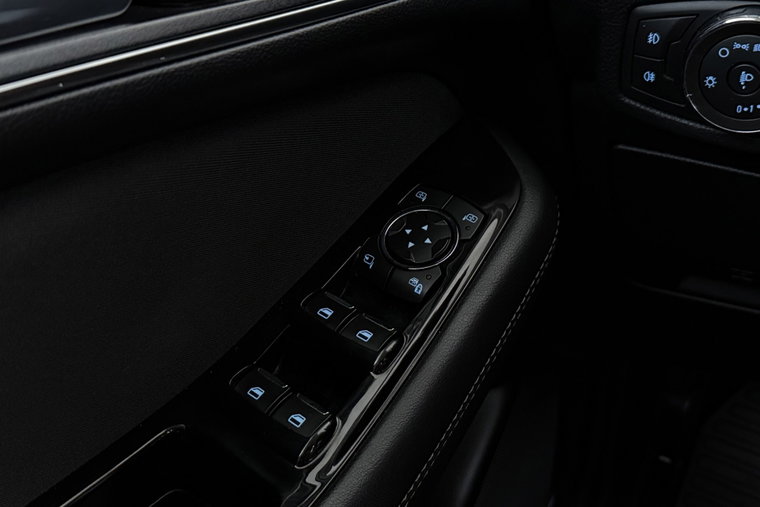 Vehicle Image 36