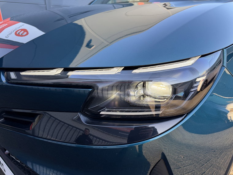 Vehicle Image 38