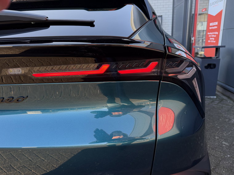 Vehicle Image 40